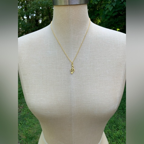NWT Sterling Silver Plated Chain & Treble Clef Note Alloy Metal Charm Necklace - Picture 7 of 9